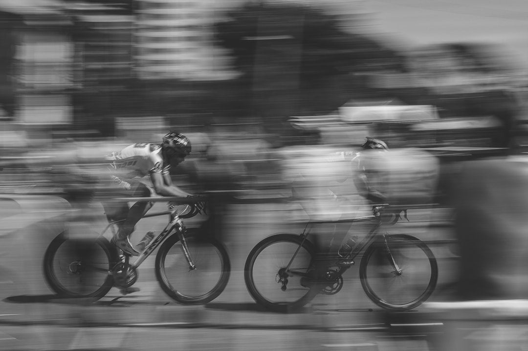 Diferencias entre las Mallas de Ciclismo Impresas en 3D y Convencionales