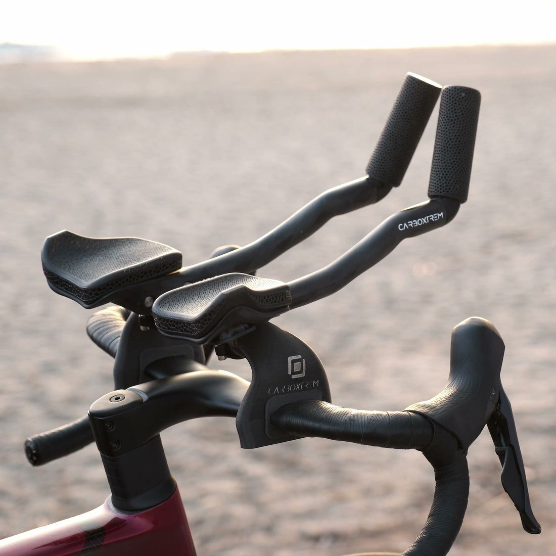 Acoples CarboXtrem Aero completos: soportes Onyx, extensiones de carbono y apoyos de malla 3D